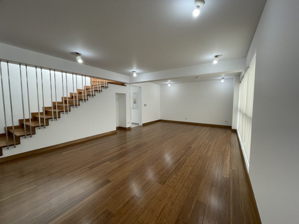 En Venta! Duplex de Estreno a pasos de hermoso Parque en San Borja - Vista interna