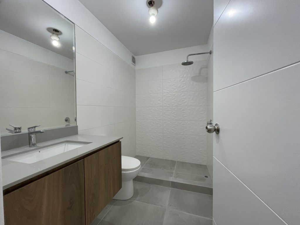 En Venta! Duplex de Estreno a pasos de hermoso Parque en San Borja - Vista interna
