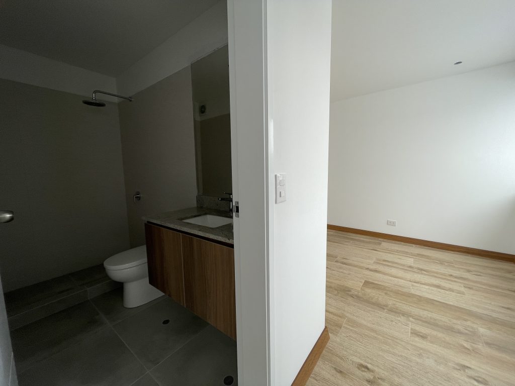 En Venta! Duplex de Estreno a pasos de hermoso Parque en San Borja - Vista interna